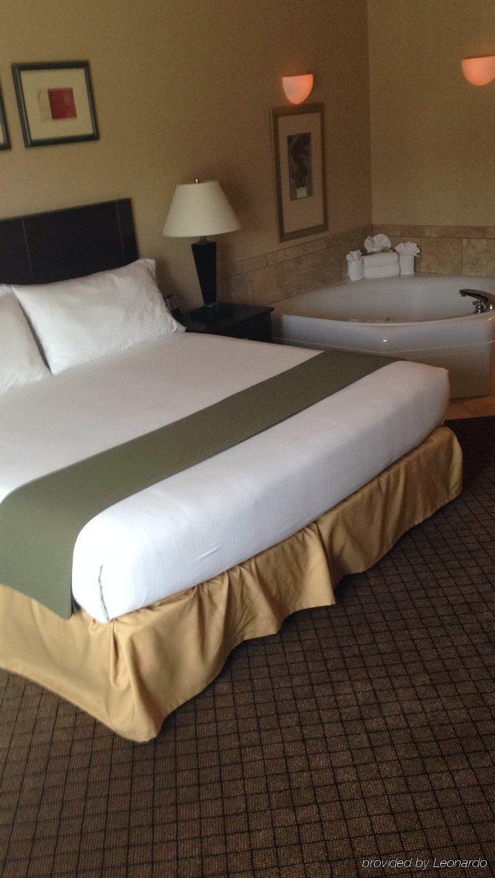 Holiday Inn Express And Suites Sumner By Ihg Eksteriør bilde